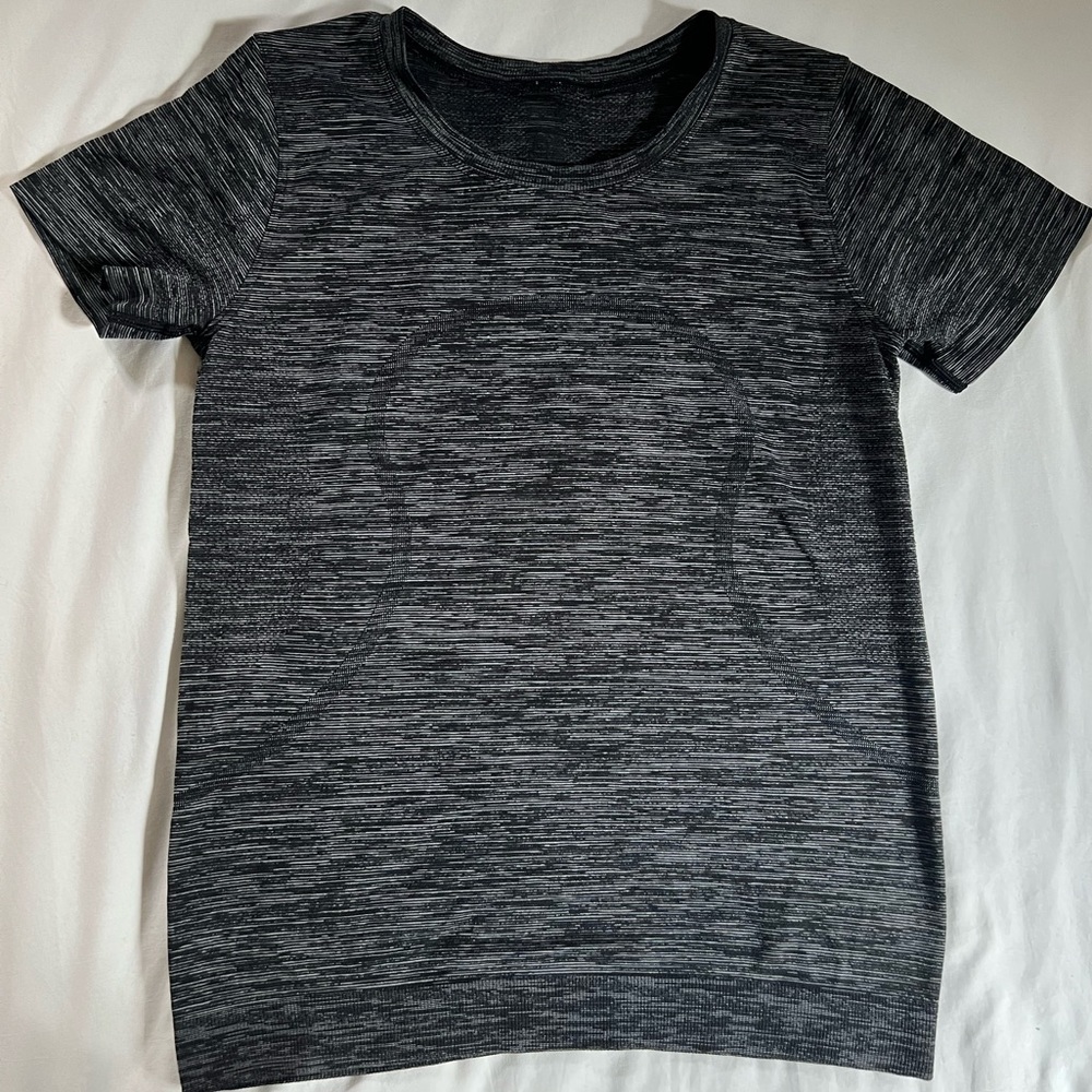 Lululemon Swiftly Tech Short-Sleeve Tee